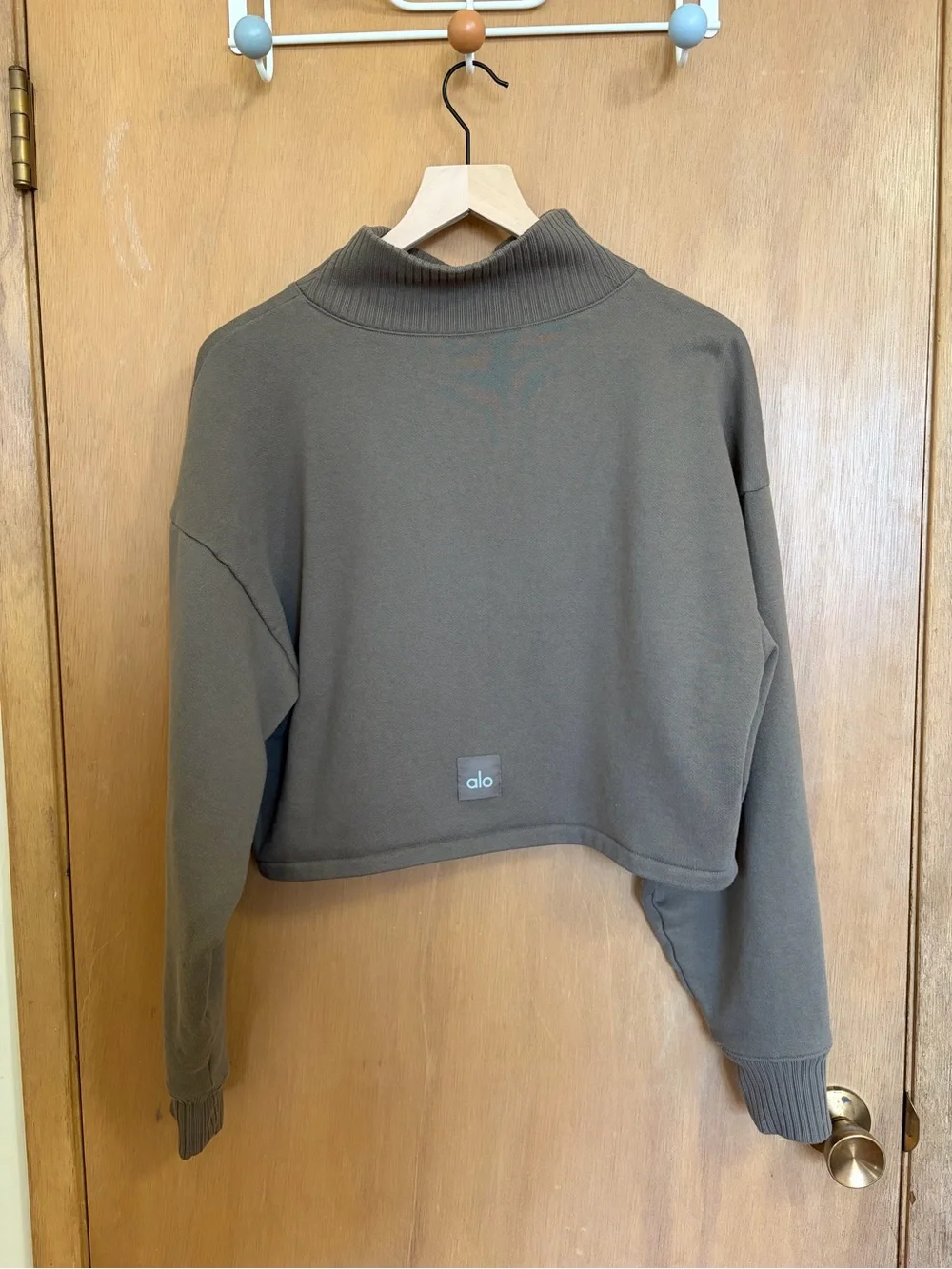 Alo Olive Green Cropped Turtleneck Sweater